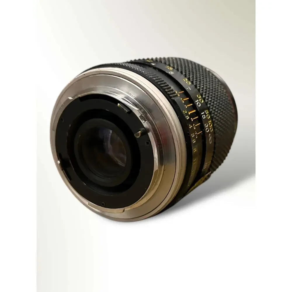 Yashica YUS Automatic 135mm f 2,8 Telephoto Lens- Vintage for Film Photography